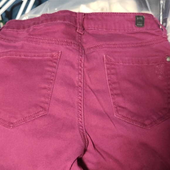 Kiss Me Jegging - Picture 2 of 3